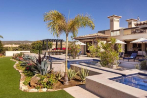 5-BR Golf Villa With Transportation Included